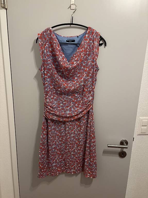 Vestiti: Sommerkleid/ Cocktailkleid Gr 38 – Usato da Rumlikon venduto da ste_5jgh
