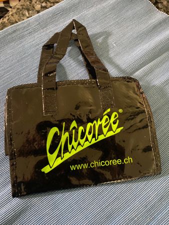 Chicoree Mini Bag. H16 / B 21 / T 11cm  mit Reissverschluss