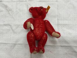 Kleiner Steiff Bär