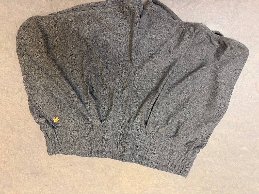 Hosen: Ina Kess shorts grey  – Gebraucht aus Zürich von Paula062