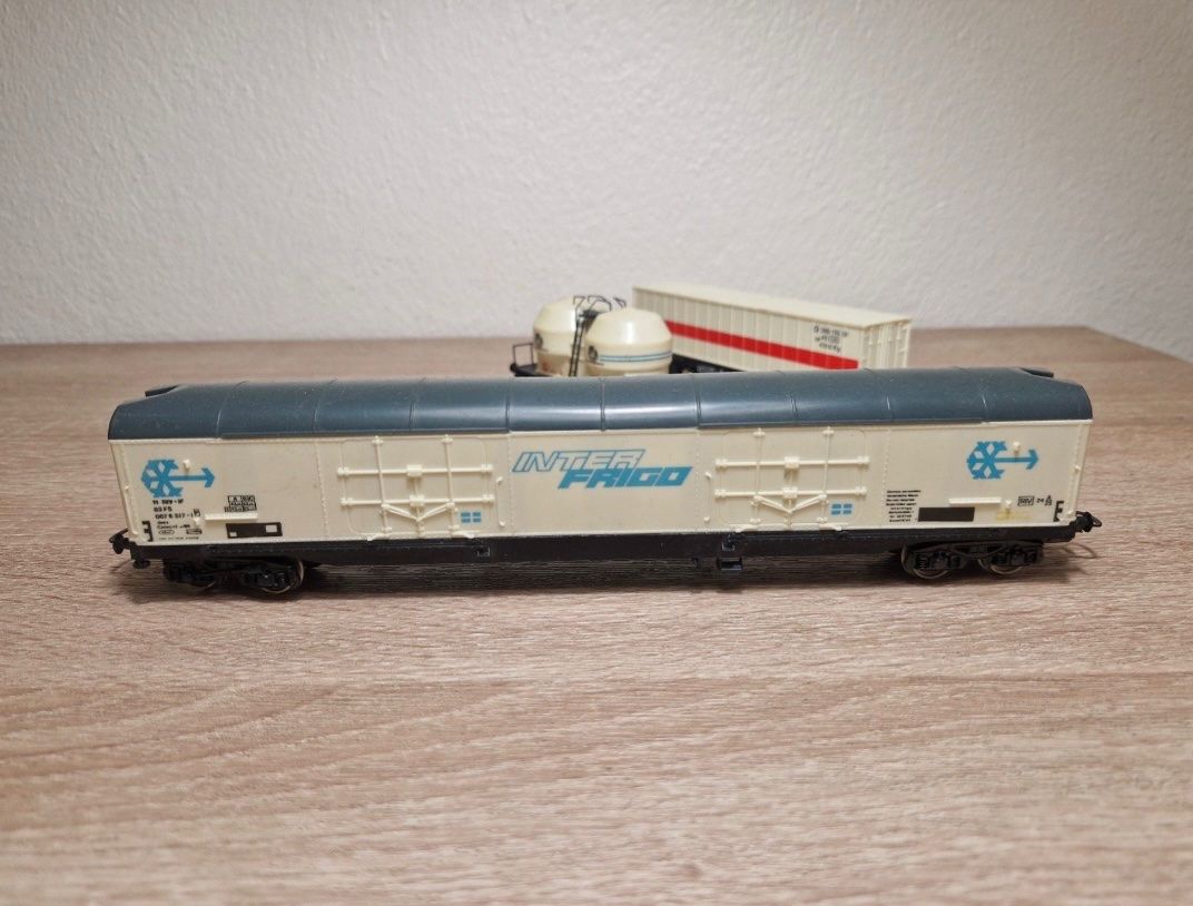 Lima Modellini di ferrovie: Lima 4 x Güterwagen H0 (P) – Usato da St-Aubin-Sauges venduto da Lo_Go 3