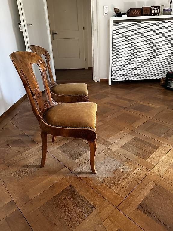 Sedie: 2  antike Yverdon Stühle – Usato da Zürich venduto da antoineb02 1