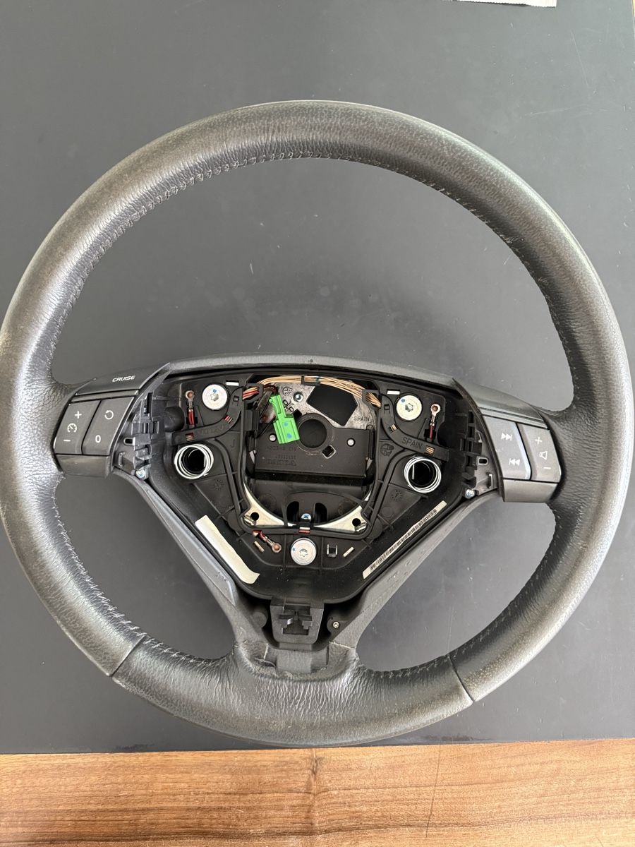 Volvo Tutti pezzi di ricambio auto: Lenkrad Volvo S60 2000 – Usato da Zofingen venduto da emaiir