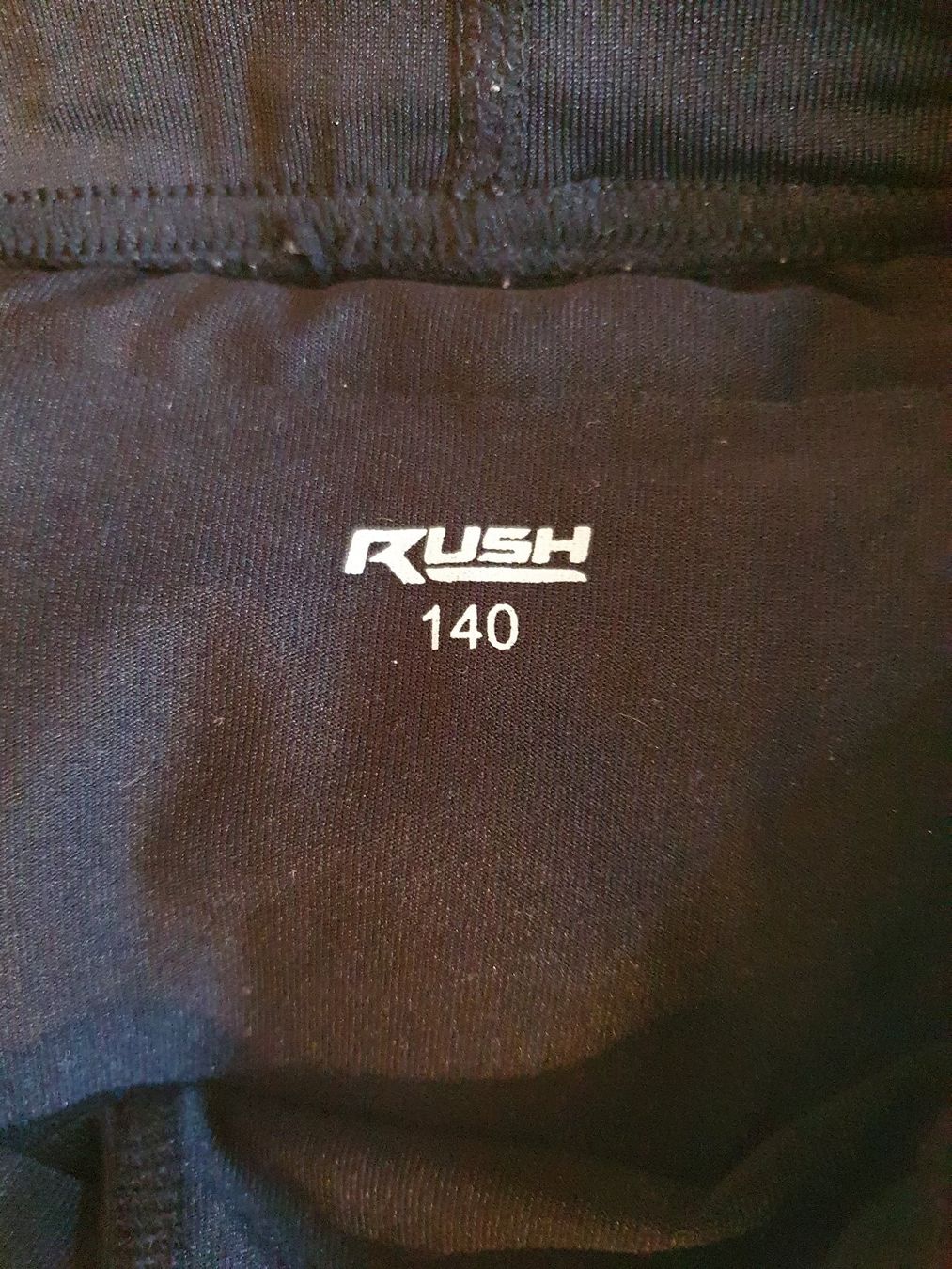 Pantaloni: Trainerhose Rush Grösse 140 – Usato da Zürich venduto da loosebone 3