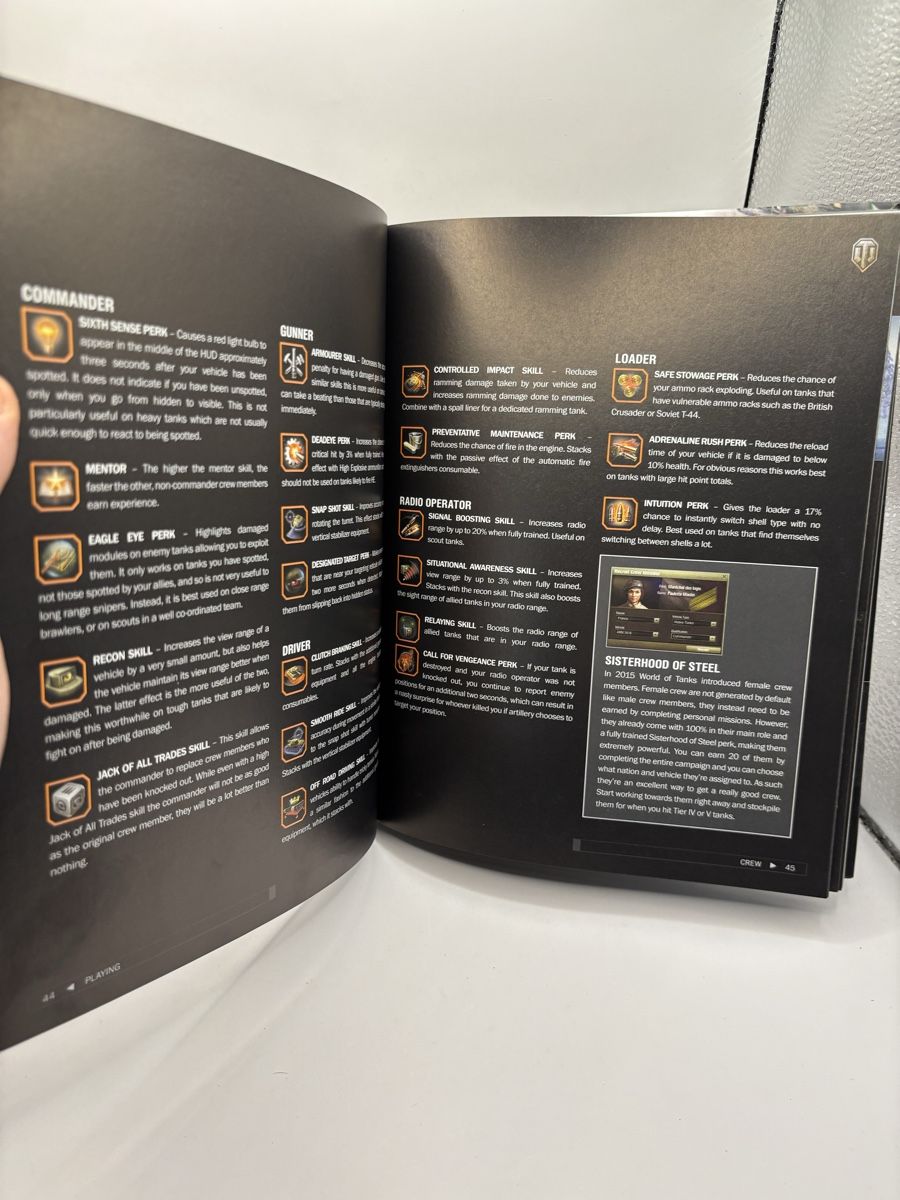 Bücher: World of Tanks Roll Out COMMANDER'S GUIDE – Gebraucht aus Genève von sho_67qj 3