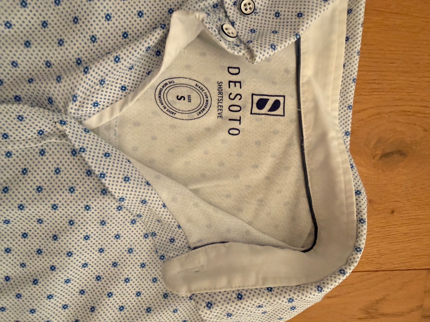 Camicie: Hemden – Usato da Rüthi (Rheintal) venduto da bue_wmb2 4