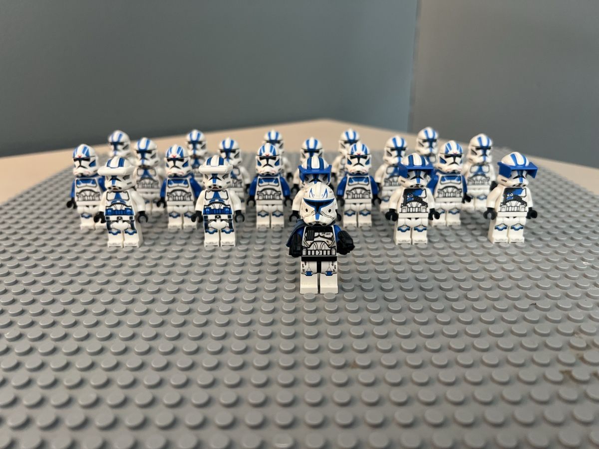 Star Wars Statuette: LEGO Star Wars 501st Clone Trooper Armee + Captain Rex – Usato da Zürich venduto da Quentin999 4