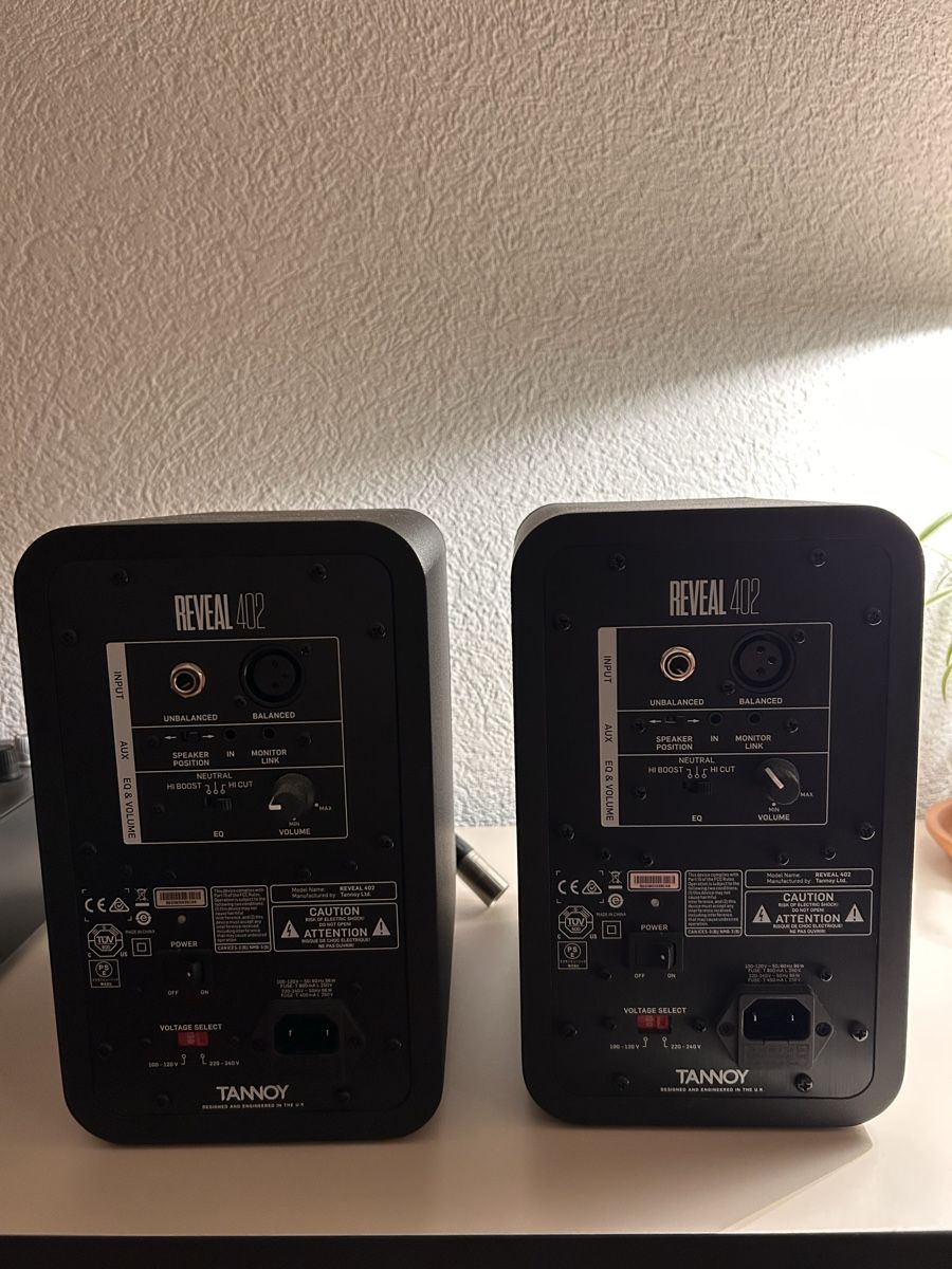 Tannoy Casse acustiche: Tannoy Reveal 402 – Usato da Vevey venduto da dafunkychild 4
