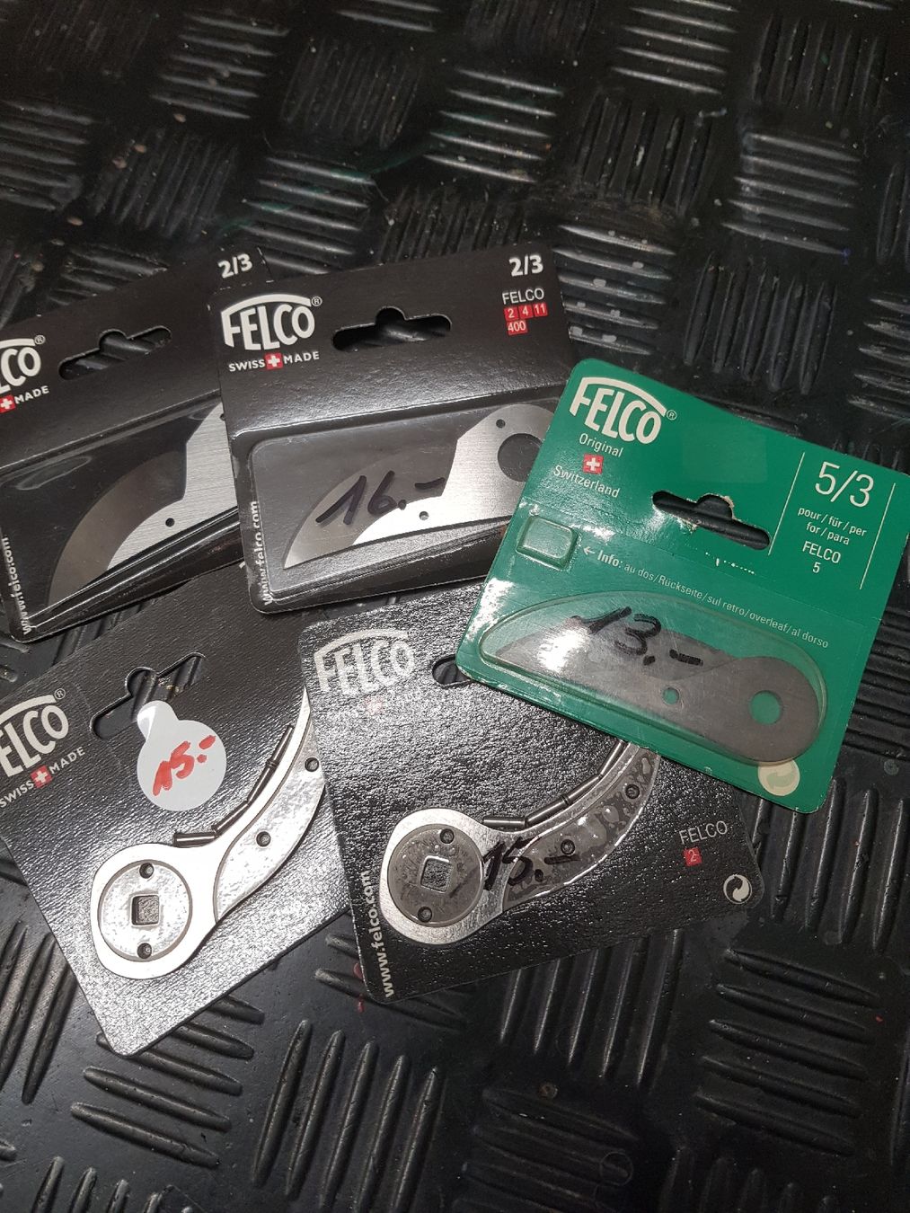 Felco Tutti gli attrezzi: Felco Ersatzklingen – Nuovo e nell'imballaggio originale da Altnau venduto da samira41
