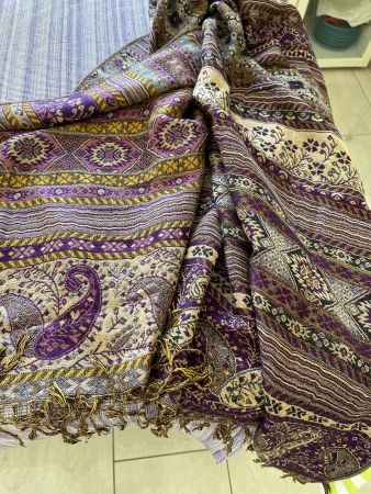 Tuch Schal Paisley Muster Lila mit Fransen guter Zustand