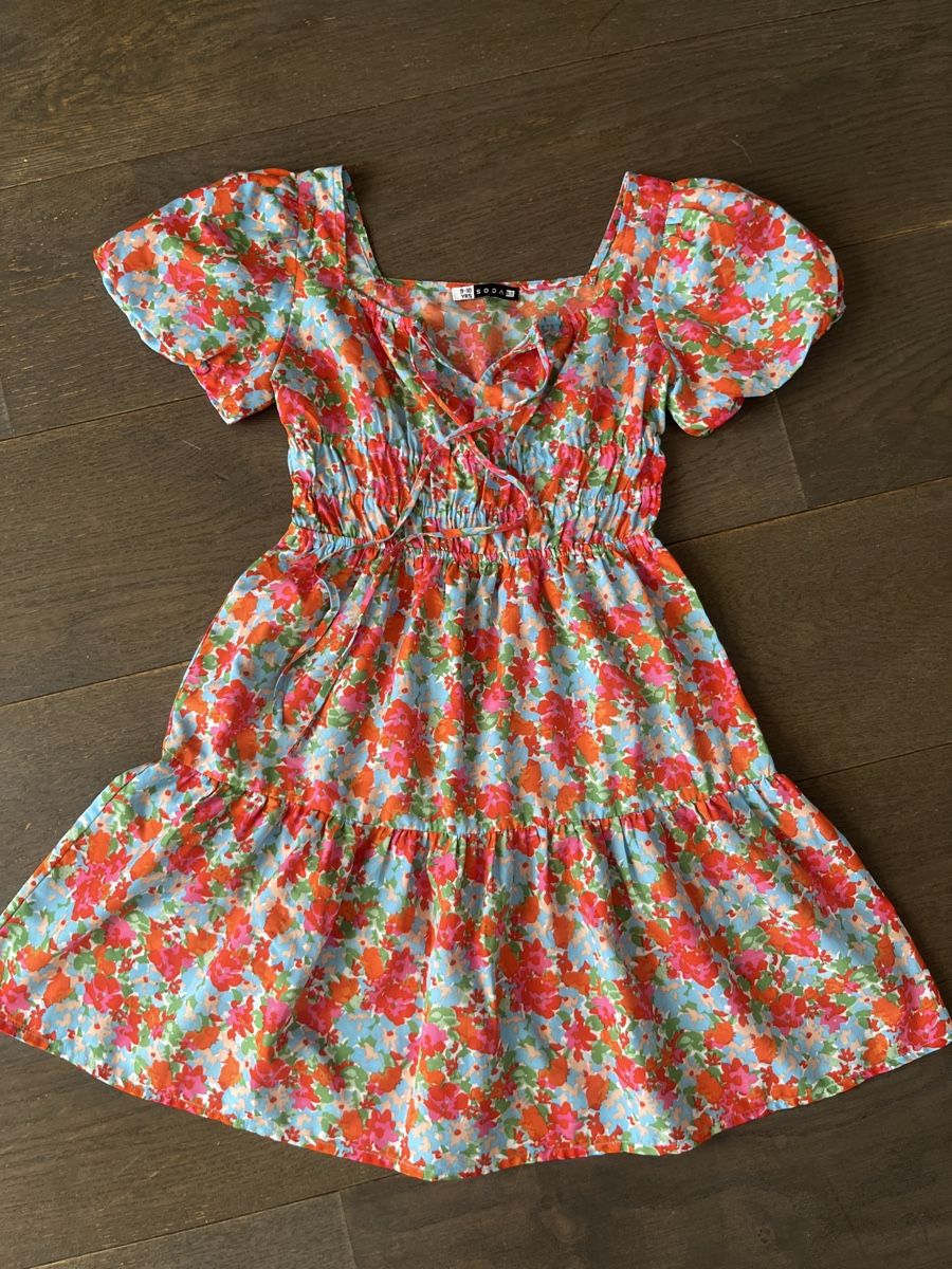 Kleider & Röcke: Robe été à fleurs Soda 9/10 ans – Gebraucht aus gland von Moral