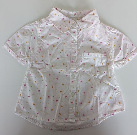 Bluse mit Herzen, Grösse 74