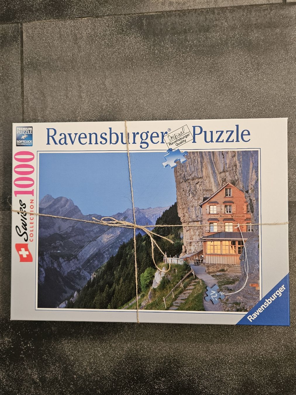 Ravensburger Puzzle: Ravensburger Puzzle 1000  Schweiz vollständig – Usato da Ormalingen venduto da nomolnoi
