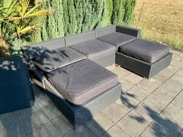 Schwarze Lounge