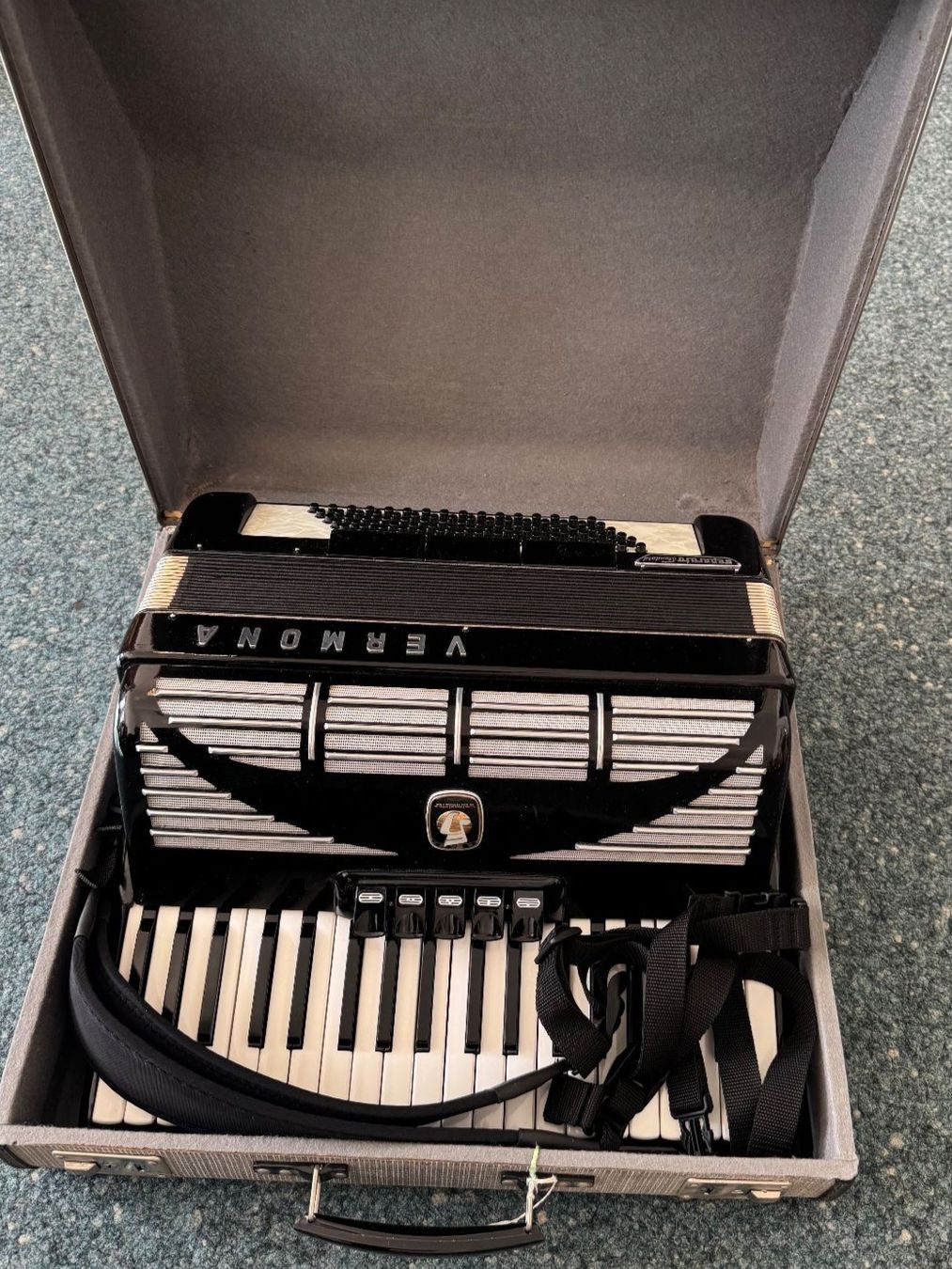 Vermona Strumenti musicali: Akkordeon Weltmeister Vermona – Usato da Schaffhausen venduto da outlet-music 3