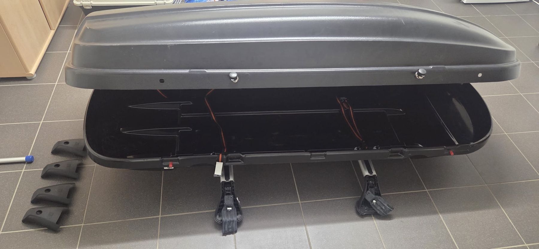 Dachboxen: Dachbox – Gebraucht aus Au ZH von Pertu 4