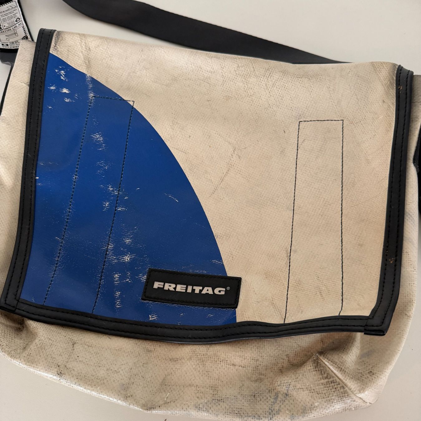 Freitag Borse: Tasche FREITAG Umhängetasche Messenger Bag – Usato da Balzers venduto da dassandro 2