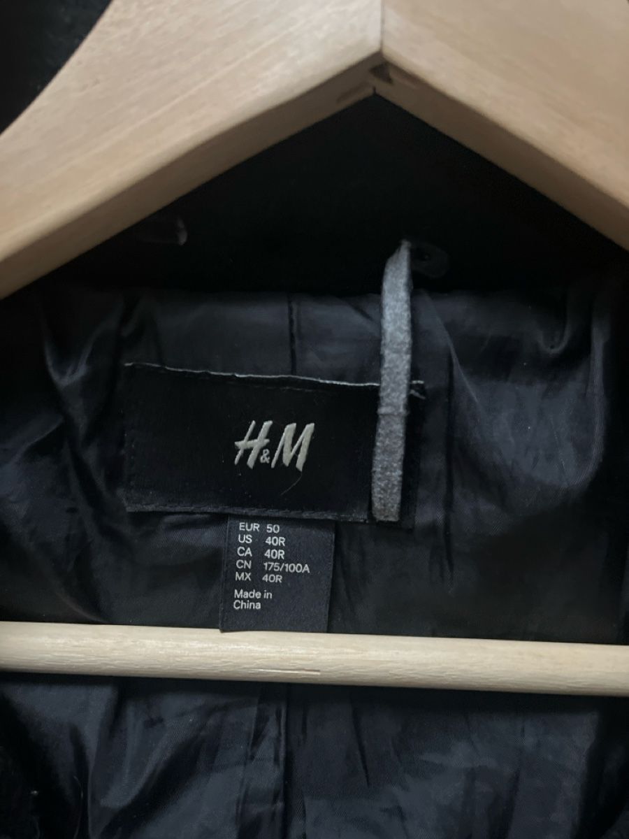 H&M Cappotti: Schwarzer H&M, Herren-Wintermantel, Gr 50 – Usato da Balzers venduto da sch_9vwk 1