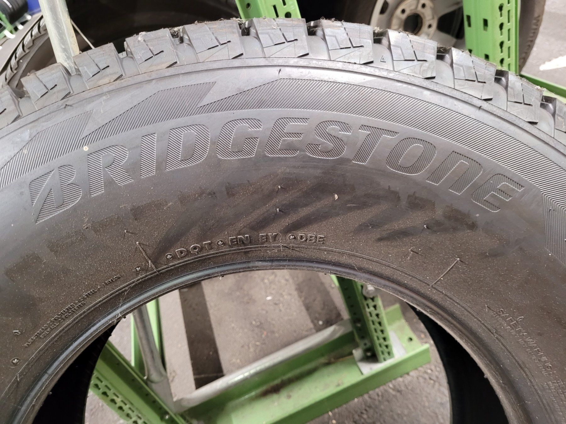 Bridgestone Pneus & Kompletträder: 1 neuer Winter Reifen Bridgestone – Neu (gemäss Beschreibung) aus Worben von Auto_Center_AG