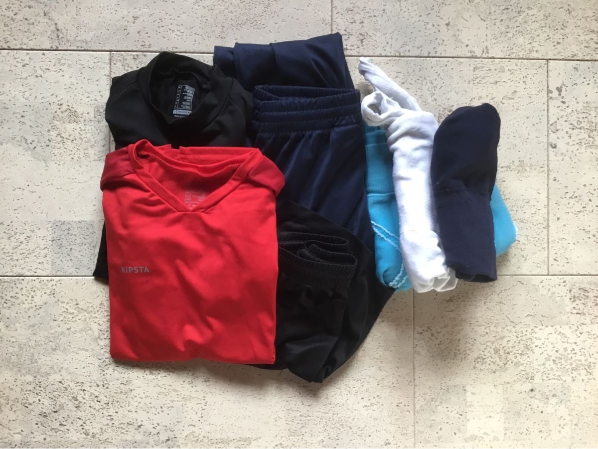 Lotti di vestiti: Sportpaket Gr. 152 – Usato da Wattwil venduto da charlie11