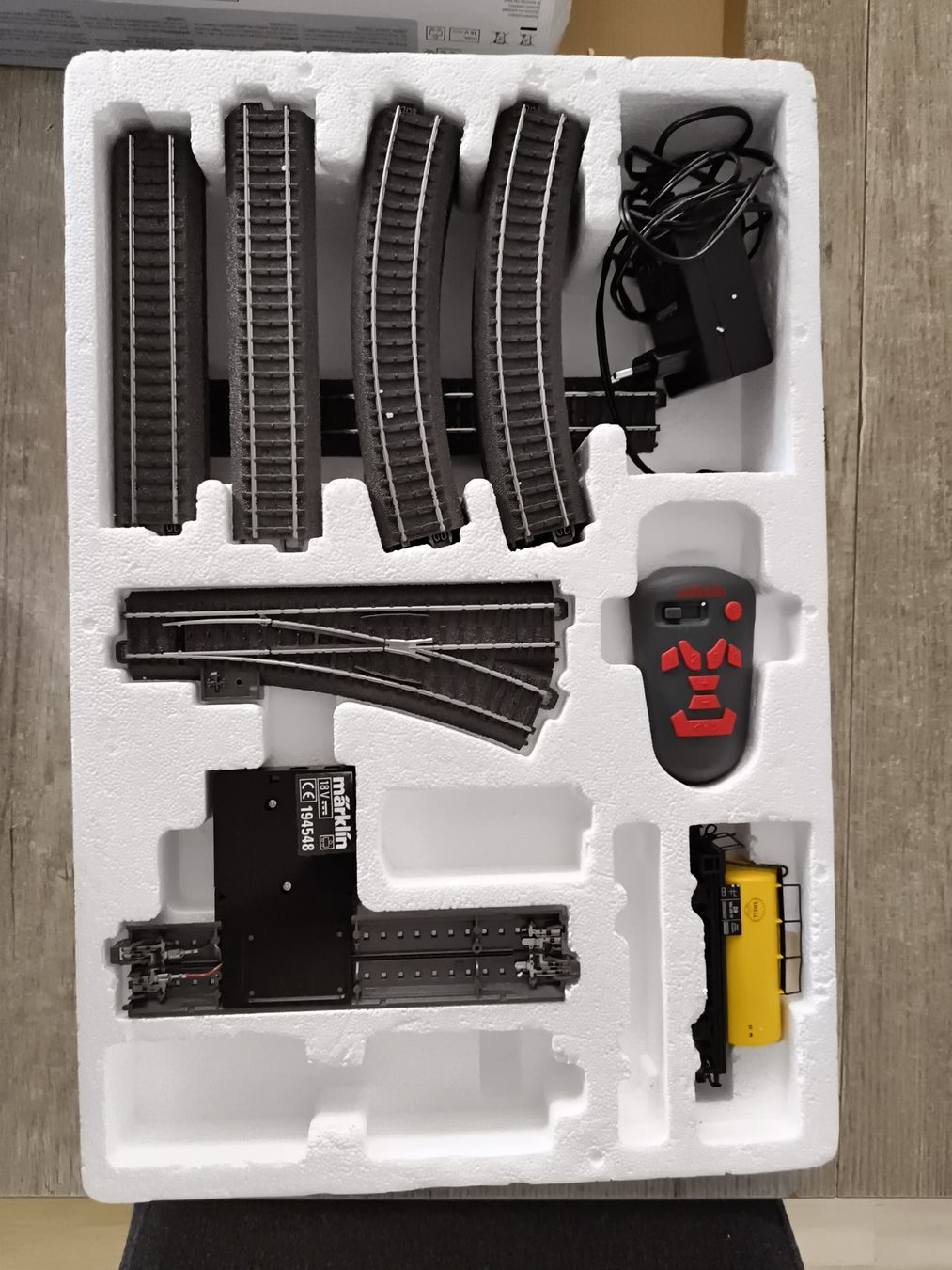 Märklin Modelleisenbahnen: Märklin Eisenbahn Starter Set H0 – Gebraucht aus Oberdiessbach von verkaufbar