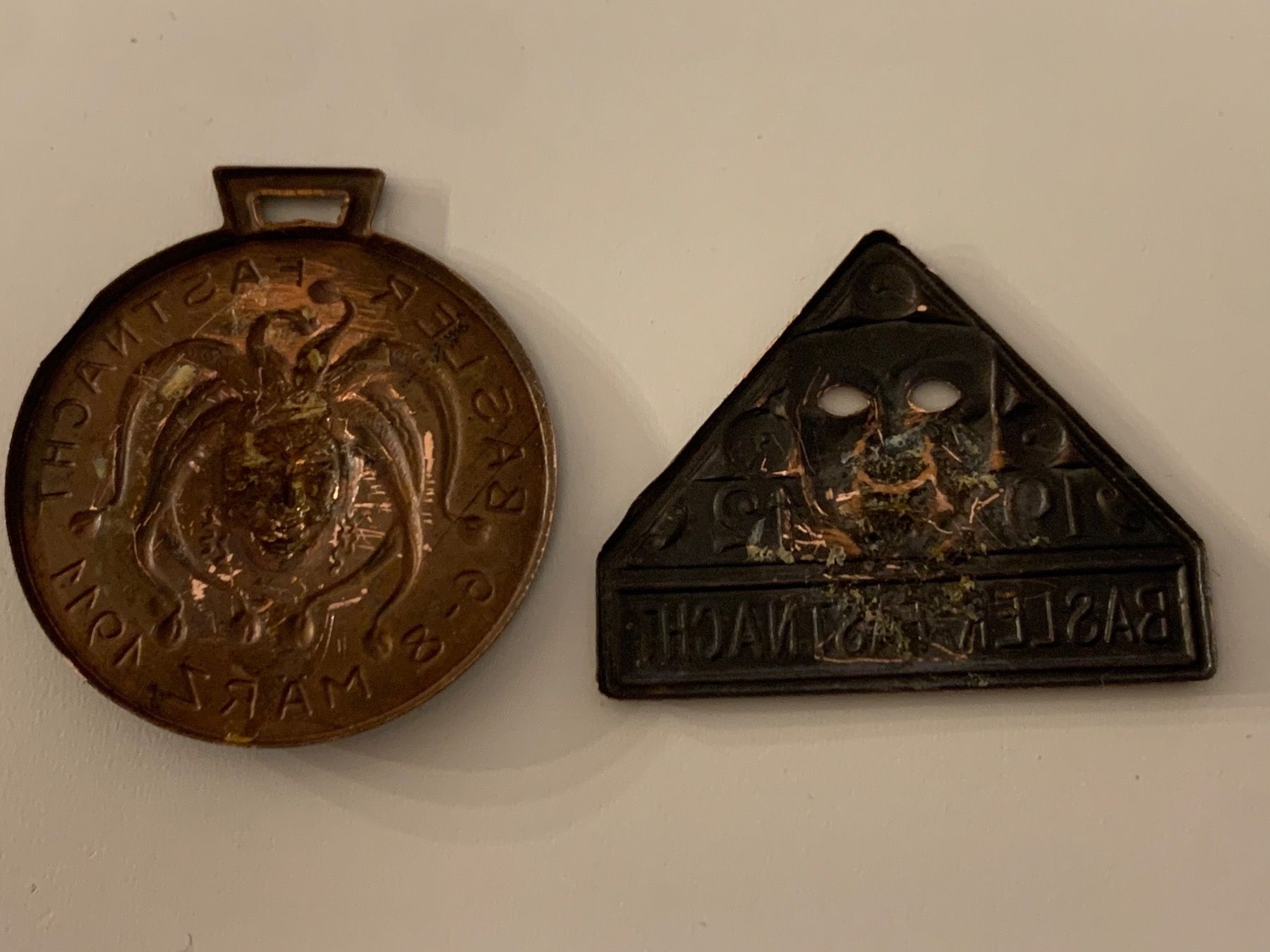 Placchette & Badge: Fasnacht Basel KUPFER 1911 + 1912 ** – Usato da Basel venduto da fasnachtsoutlet1965 1