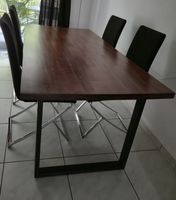 Tisch zu Verkaufen (In neuwertigem Zustand)