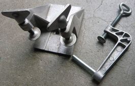 2 Tisch Schraubzwingen