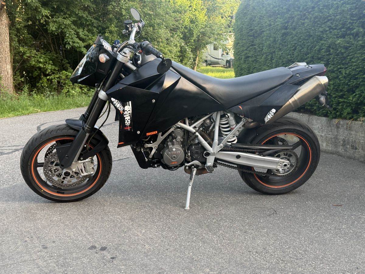 KTM Strada: KTM 950 Supermoto Ab Mfk 97 Ps – Usato da Zullwil venduto da Autocentersalii 2