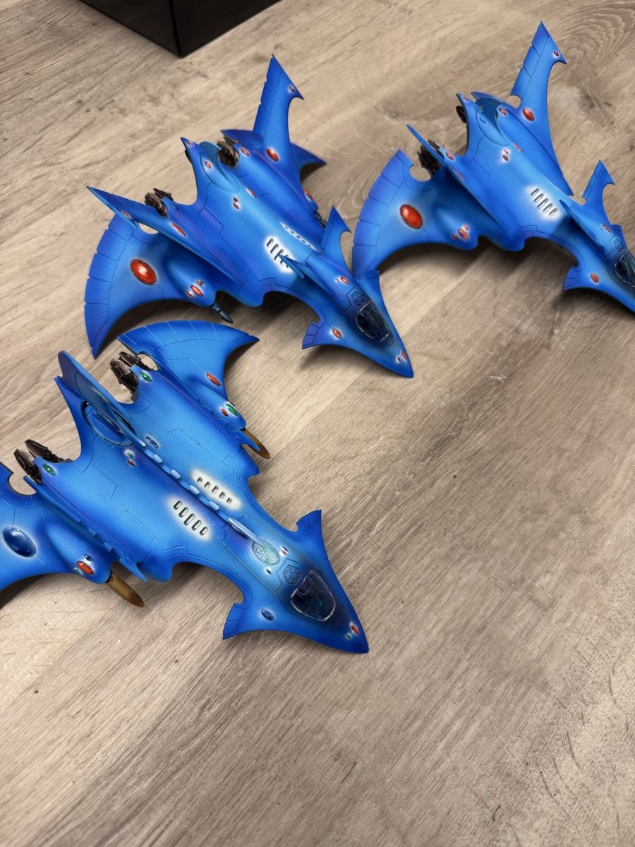 Kit di modellismo & Modellini statici: Warhammer 40k Aeldari Flieger Crimson Hunter – Usato da Thierachern venduto da Genji4