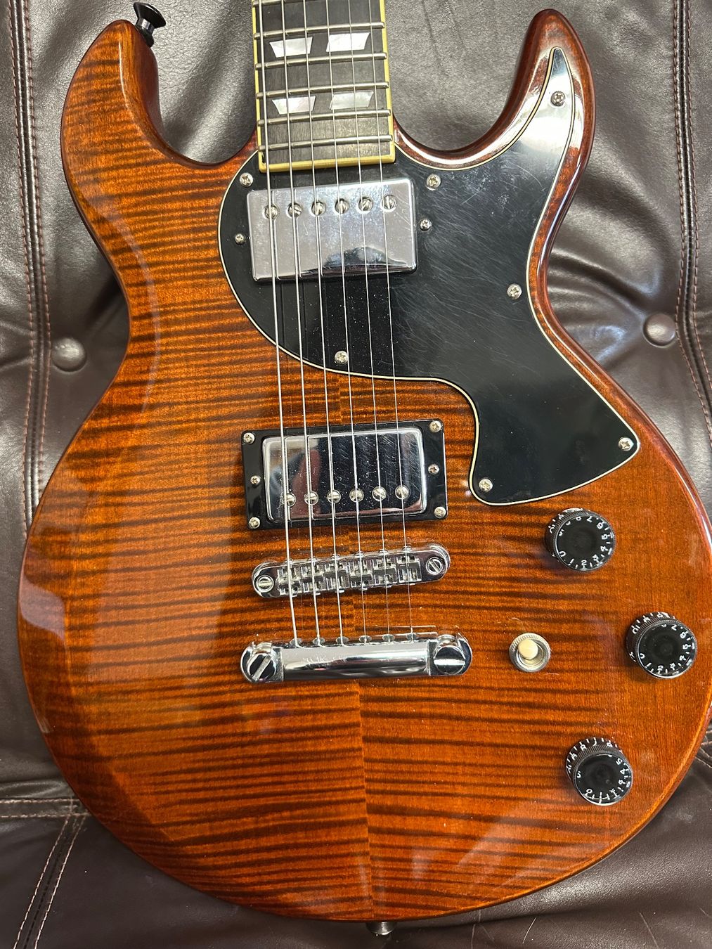 Schecter Musikinstrumente: Schecter S-1 Custom Diamond Series E-Gitarre, Top Zustand! – Gebraucht aus Tschierv von Screamingwolfguitars