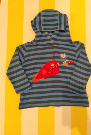 Kapuzenpullover. Gr.3/4
