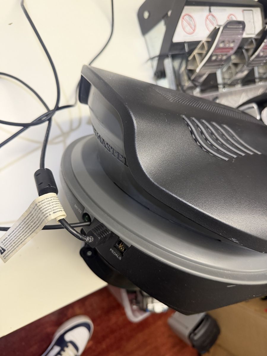 Thrustmaster Controller: Thrustmaster T500RS Ferrari Add-on gebraucht – Usato da Zürich venduto da Naz_z2yb 1