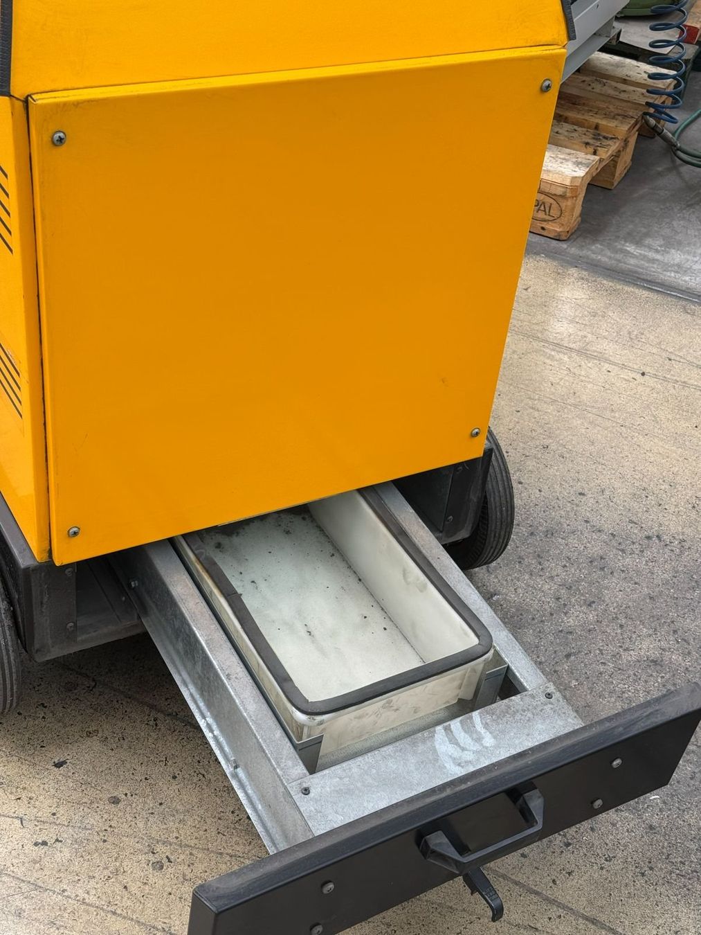 Purificatori d'aria: Mobiler Rauchgasabsauger mit Filter MFE-4, Euromate – Usato da Aesch BL venduto da mas_zjs8 3