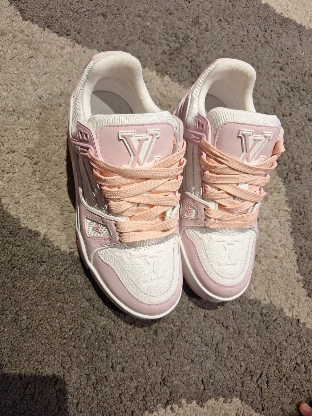 Scarpe da donna: louis vuitton – Nuovo (secondo la descrizione) da Rovio venduto da pri_ml8y 2