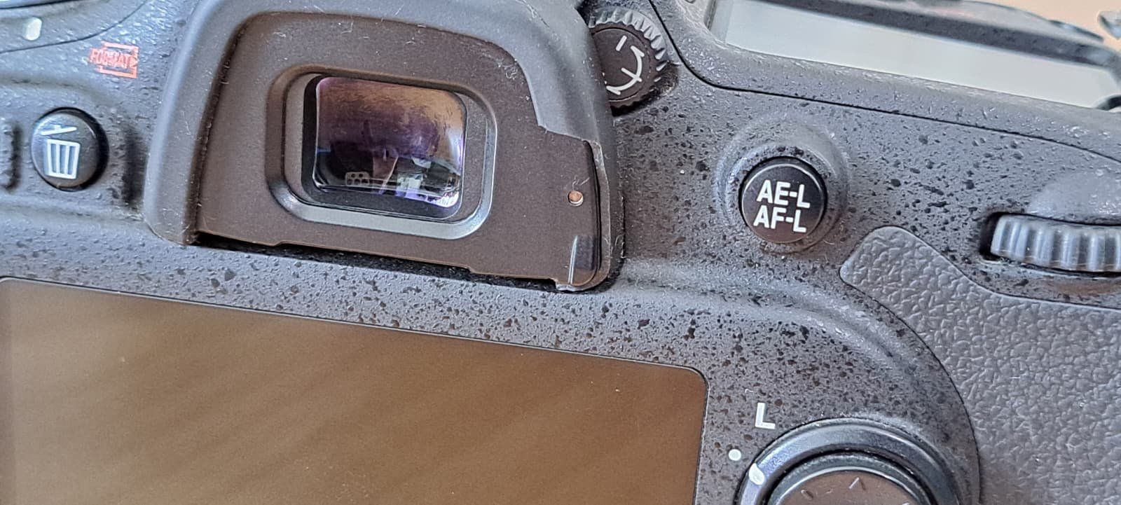 Nikon Fotocamera: Nikon D7100 + Zubehör – Usato da Aeschi SO venduto da MockinBird 4