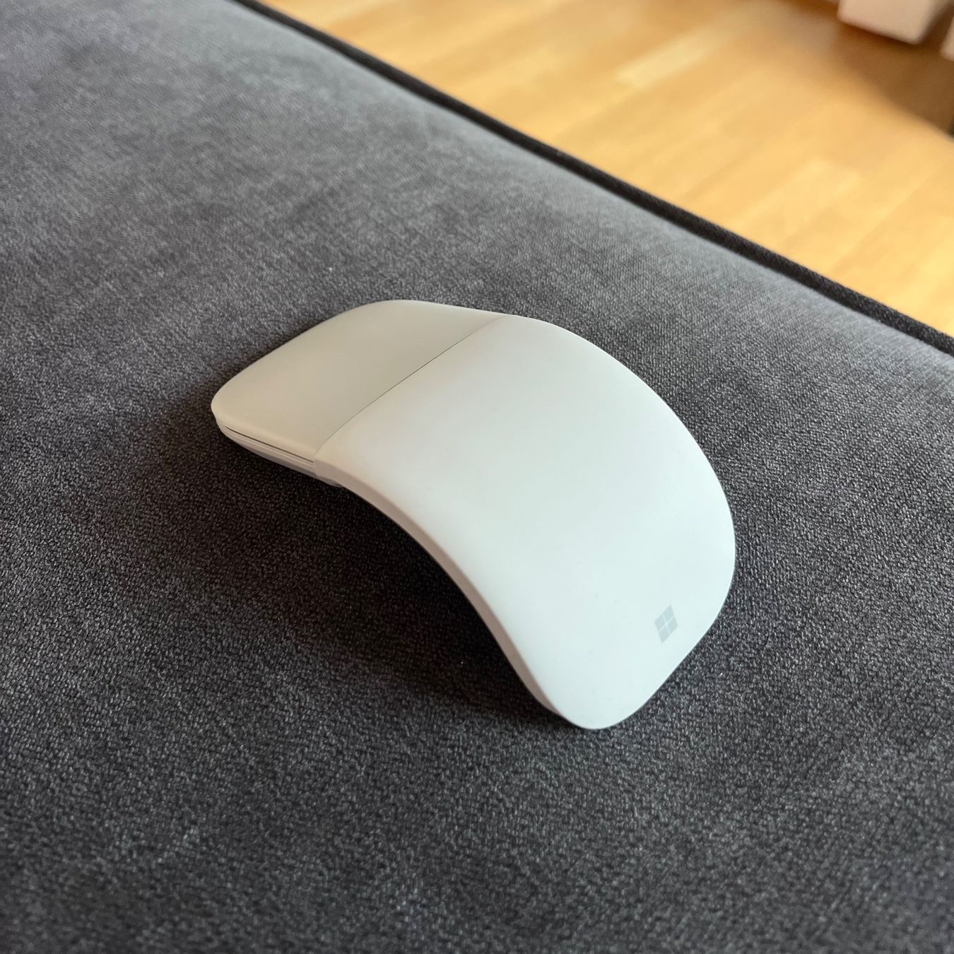 Microsoft Mouse: Microsoft Surface Arc Maus - kabellos – Usato da Bern venduto da leo_wdv5 2
