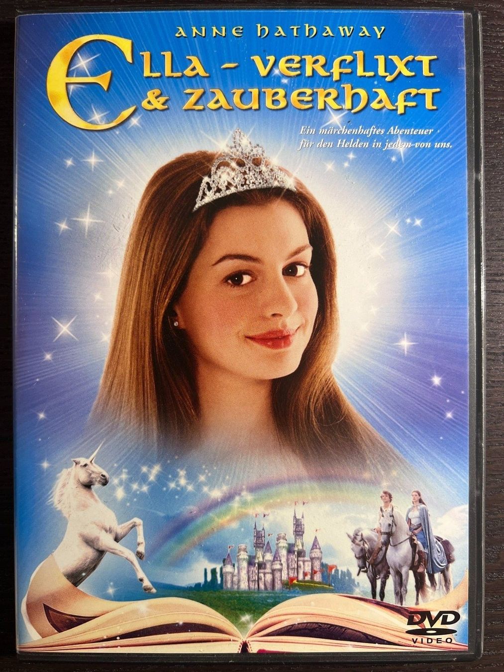 Tutti i DVDs: Ella - Verflixt & zauberhaft – Usato da Zürich venduto da FilmFreunde