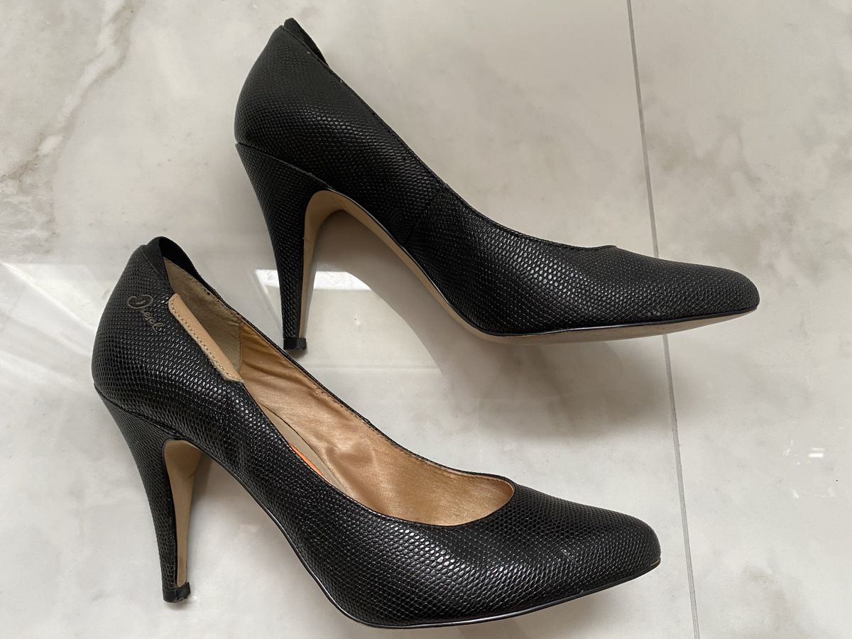 Diesel Damenschuhe: Tolle Leder Pumps von Diesel Gr. 39 – Gebraucht aus Estavayer-le-Lac von Mimmy02 3
