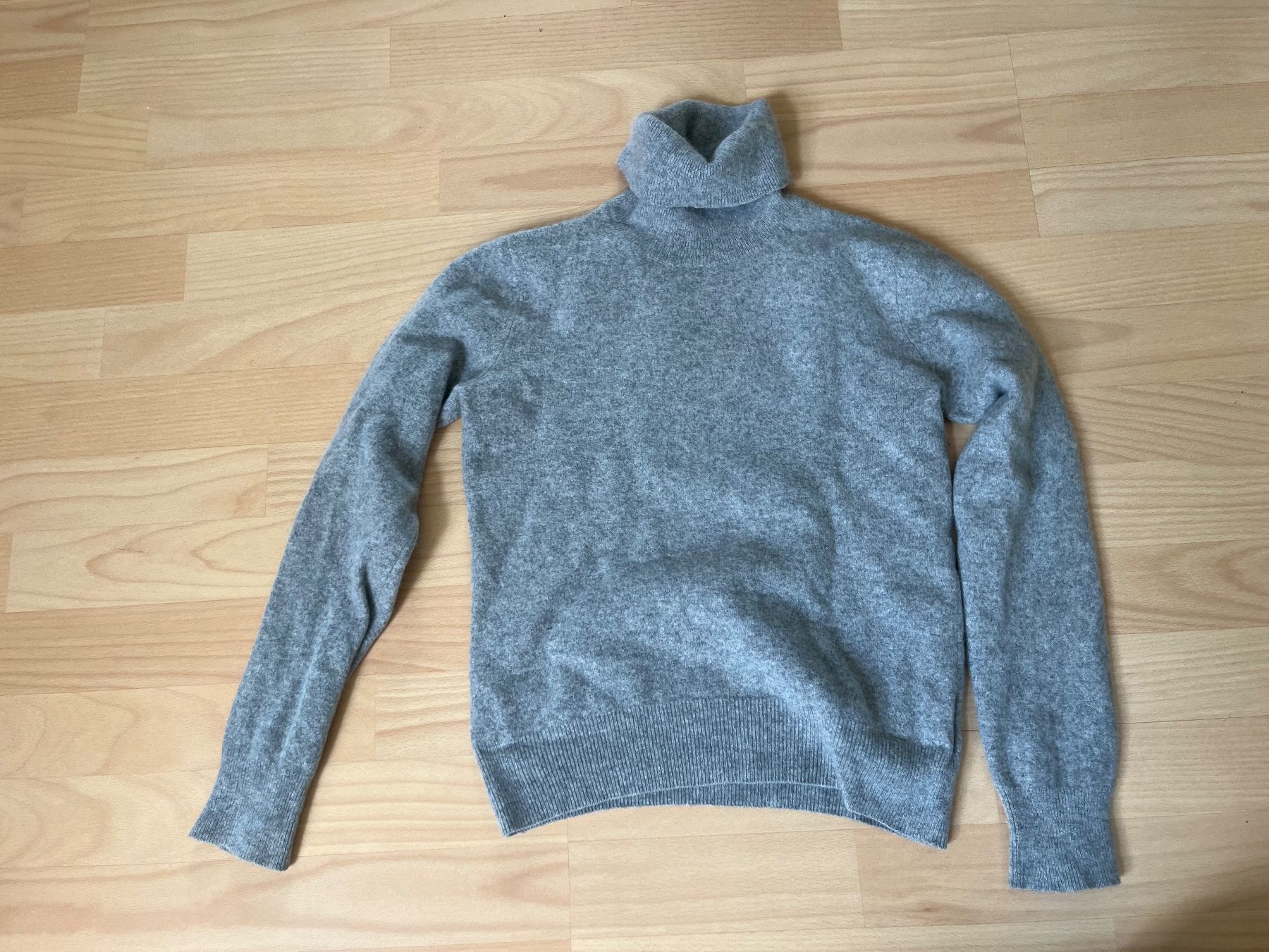 Maglioni & Felpe: Rollkragenpullover Cashmere, Grösse XS/S – Usato da Heerbrugg venduto da R.St27 1