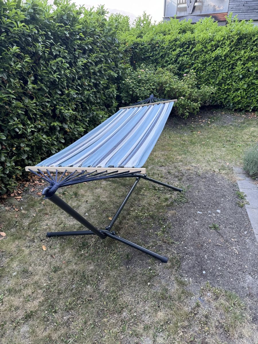 Hamac: Hängematte mit Gestell – Neuf (Voir description) à Haldenstein par nicB74