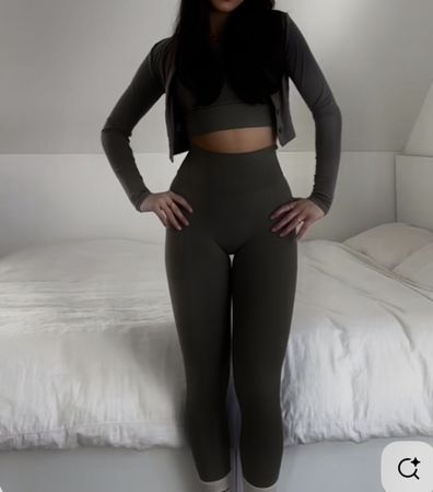Olive green sports leggings