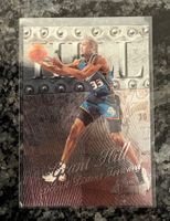 NBA Grant Hill Skybox Metal Universe 98/99 Sampple Card