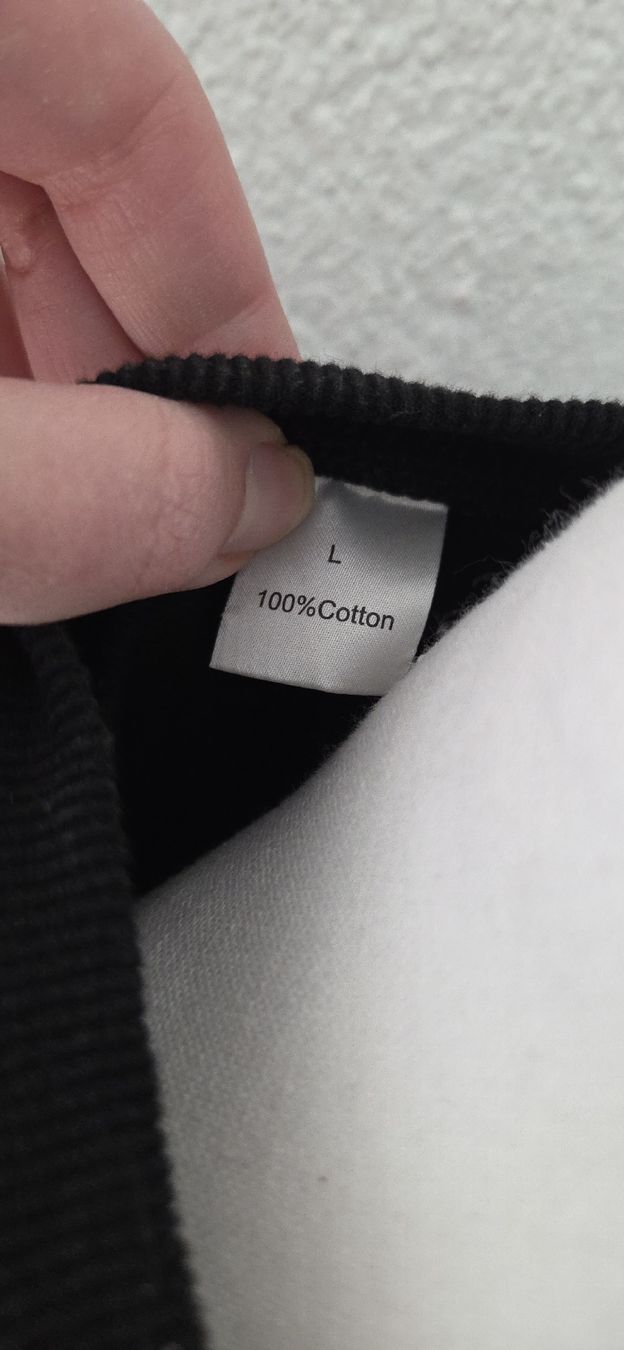 Maglioni & Felpe: Schwarzer "Ooh la la" Pullover, Grösse L, neuwertig – Nuovo (secondo la descrizione) da Näfels venduto da CH.Kchlineknopf 2