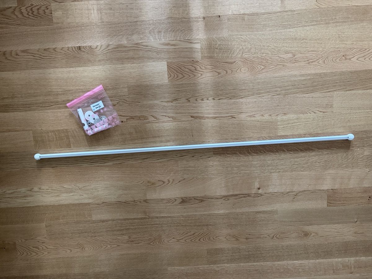 Autres articles pour la maison: Vorhangstange (155cm, weiss) – D'occasion à Zürich par lorisnoedboris