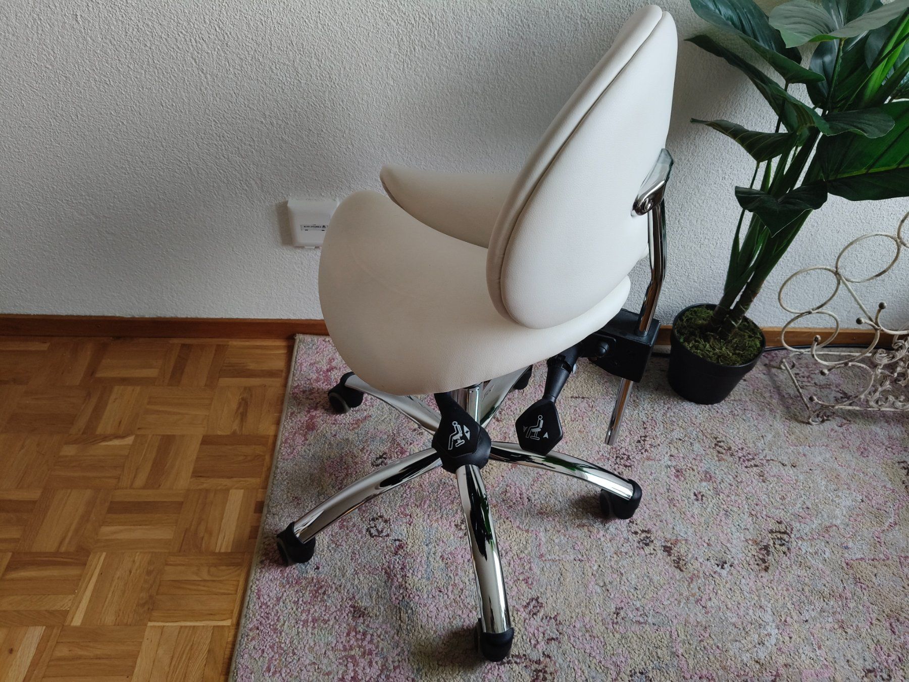 Sgabelli: Sattelhocker - Neuwertig – Usato da Zürich venduto da DonBodo 2