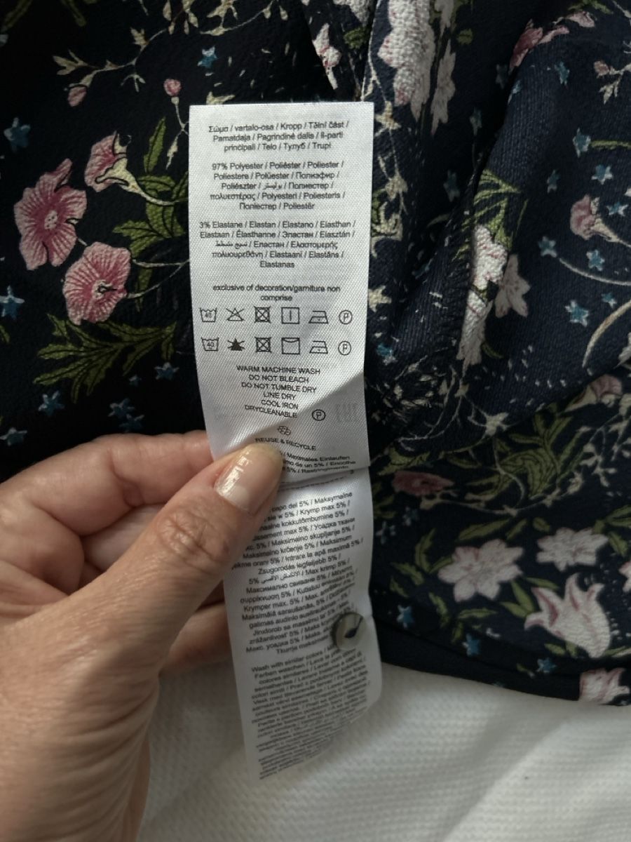 Only Camicette: Bluse von Only, Grösse 38, blau mit Blumen – Nuovo (secondo la descrizione) da Erlinsbach SO venduto da hallon480 2