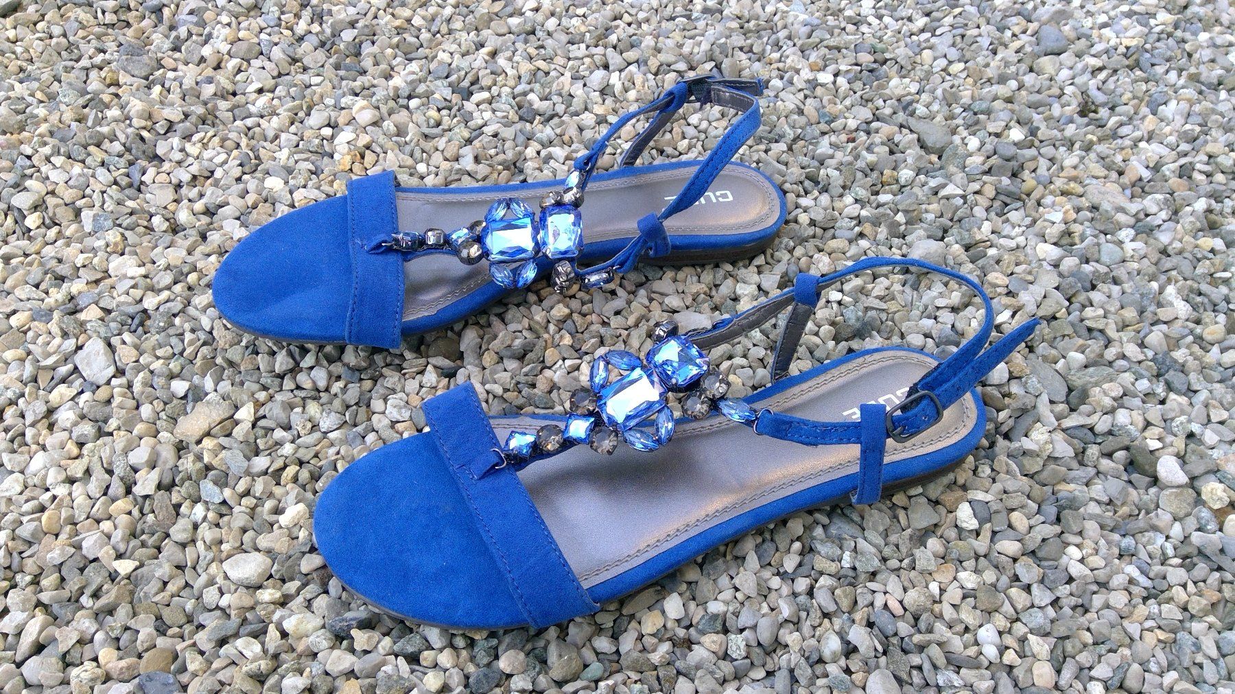 Cube Scarpe da donna: Sandalettes bleu roi CUBE, pointure 40, NEUF – Nuovo e nell'imballaggio originale da Agiez venduto da chouchanelle 2