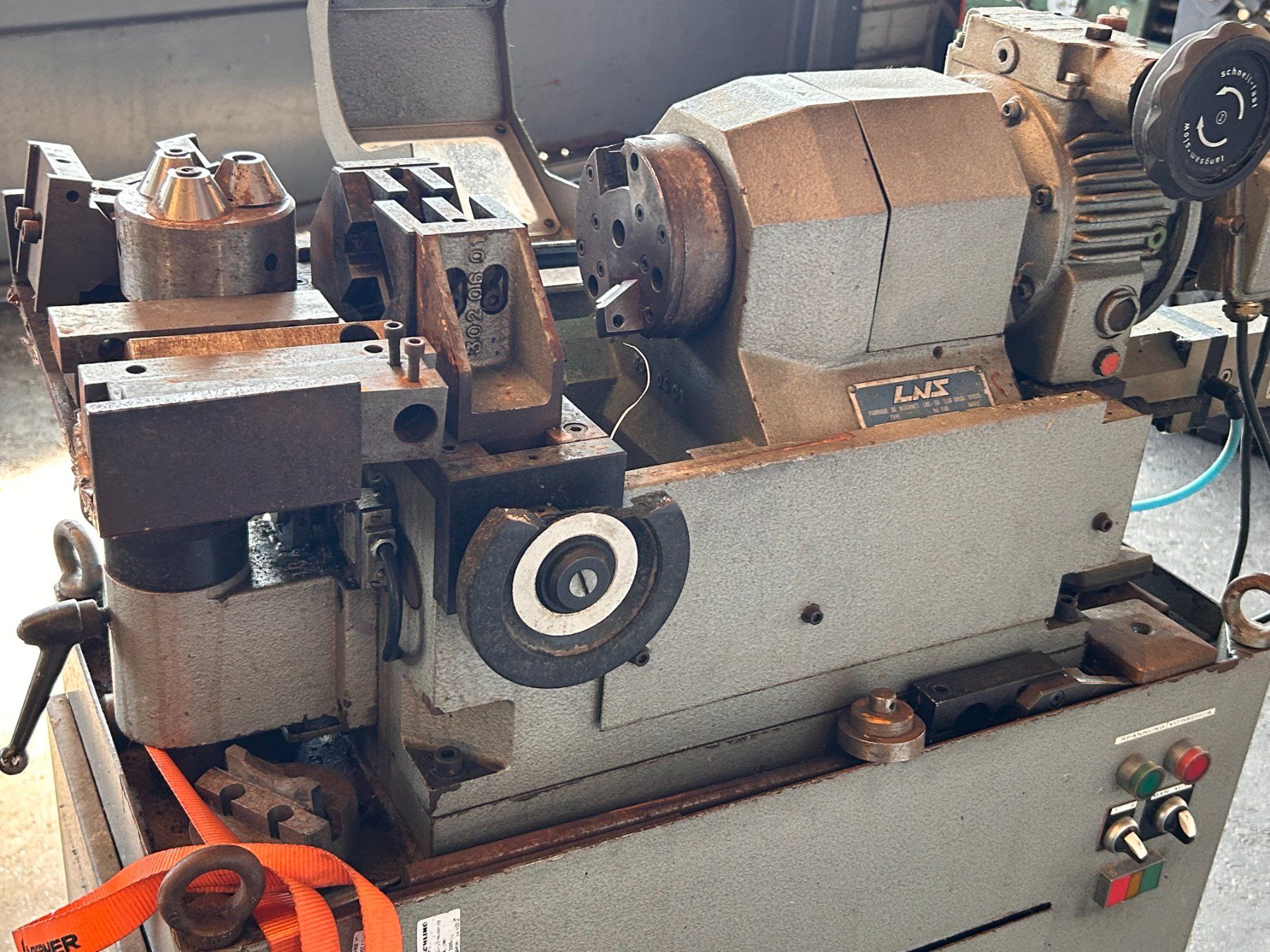 Tous les outils: Stangen Anspitzmaschine LNS – D'occasion à Münchenstein par fransch 3