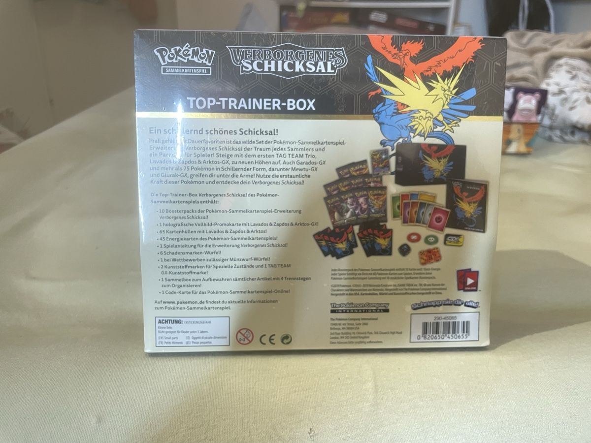 Pokémon Carte collezionabili: Pokémon Verborgenes Schicksal Top-TrainerBox – Nuovo e nell'imballaggio originale da Münchenbuchsee venduto da Baba52 1